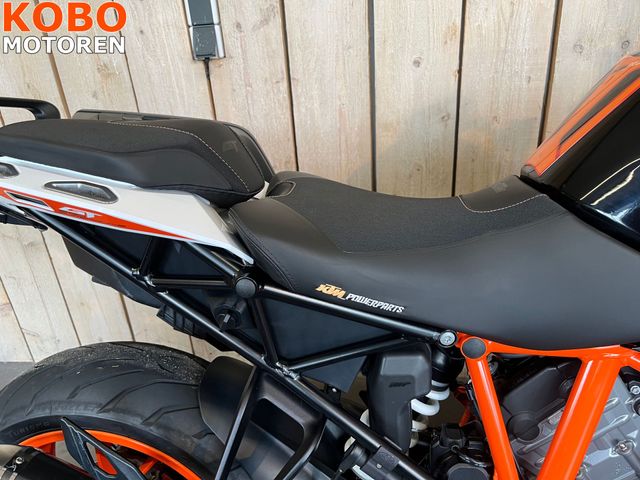 ktm - 1290-super-duke-gt