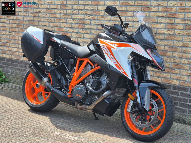 ktm - 1290-super-duke-gt