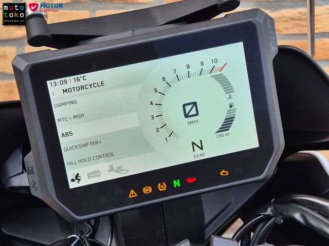 ktm - 1290-super-duke-gt