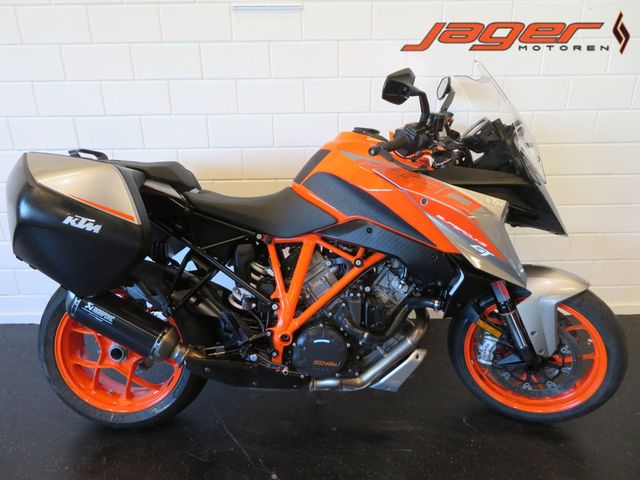 ktm - 1290-super-duke-gt