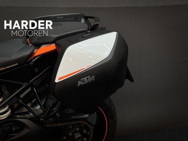 ktm - 1290-super-duke-gt