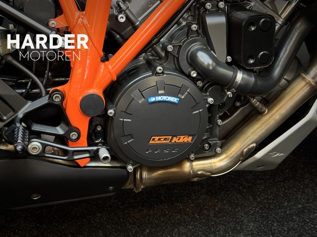 ktm - 1290-super-duke-gt