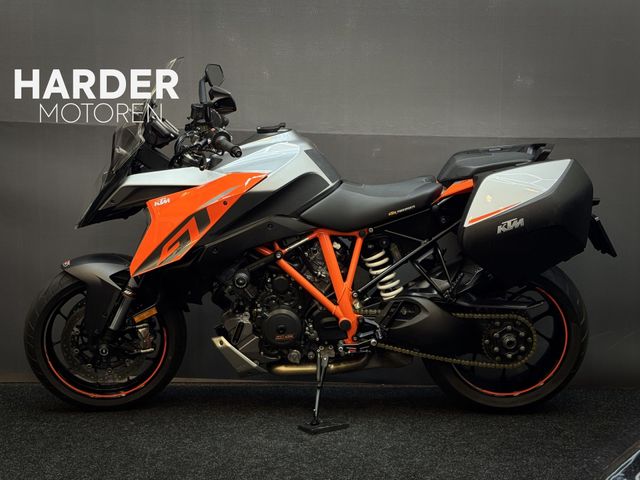 ktm - 1290-super-duke-gt