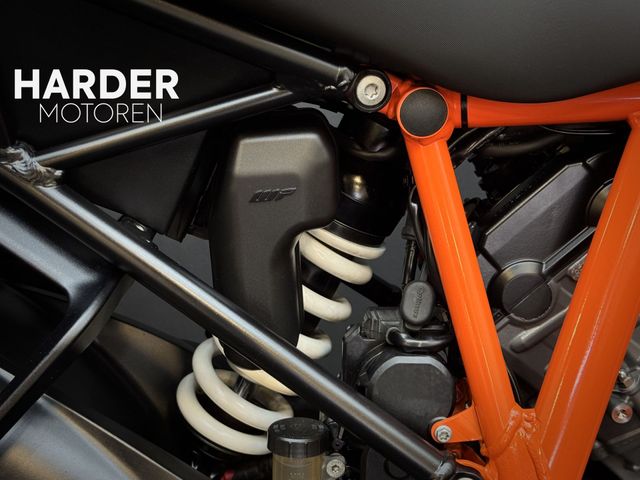 ktm - 1290-super-duke-gt