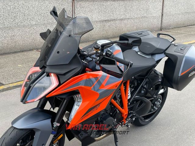 ktm - 1290-super-duke-gt