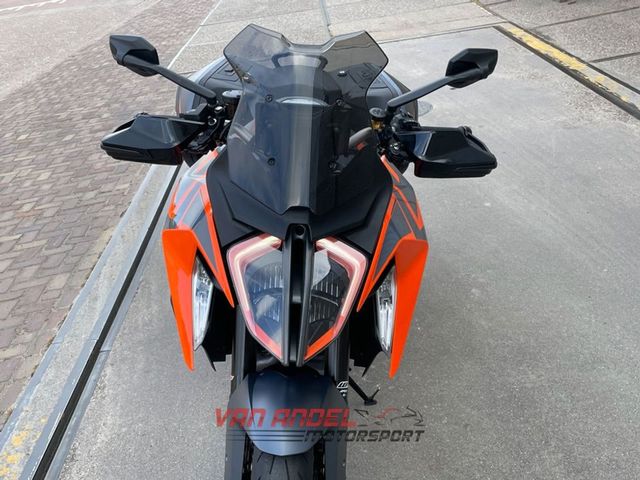 ktm - 1290-super-duke-gt