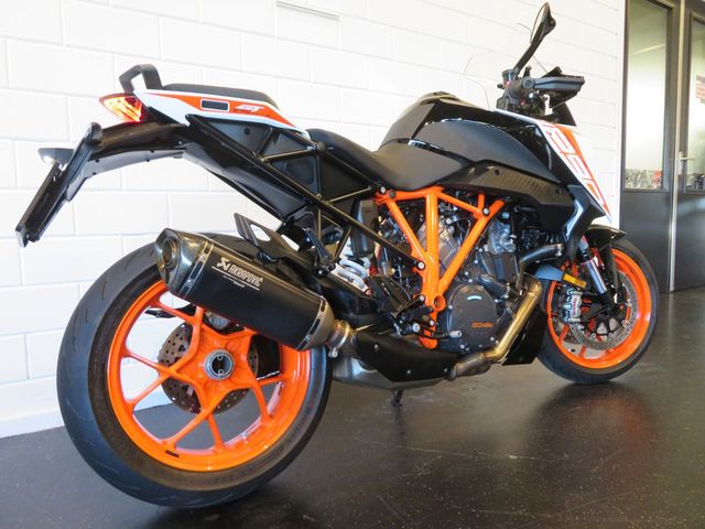 ktm - 1290-super-duke-gt