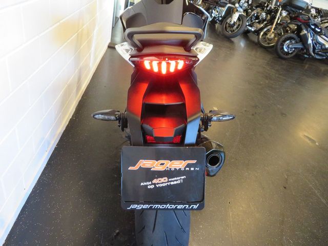 ktm - 1290-super-duke-gt