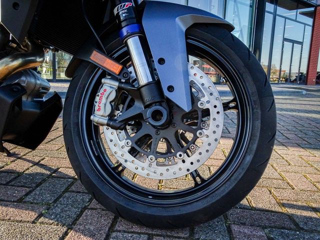 ktm - 1290-super-duke-gt