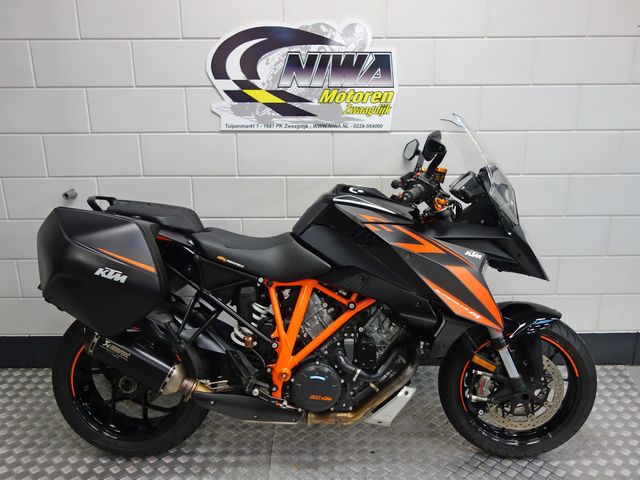 ktm - 1290-super-duke-gt