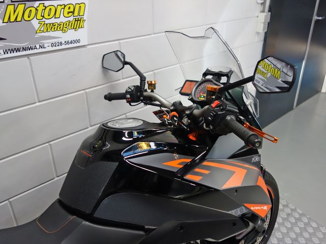 ktm - 1290-super-duke-gt