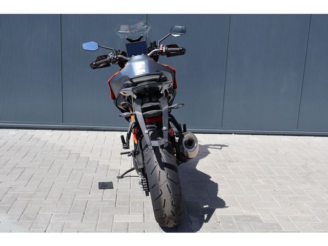 ktm - 1290-super-duke-gt