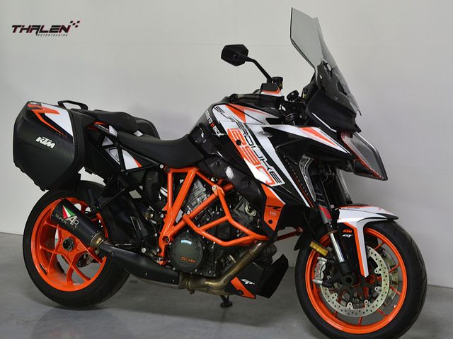 ktm - 1290-super-duke-gt