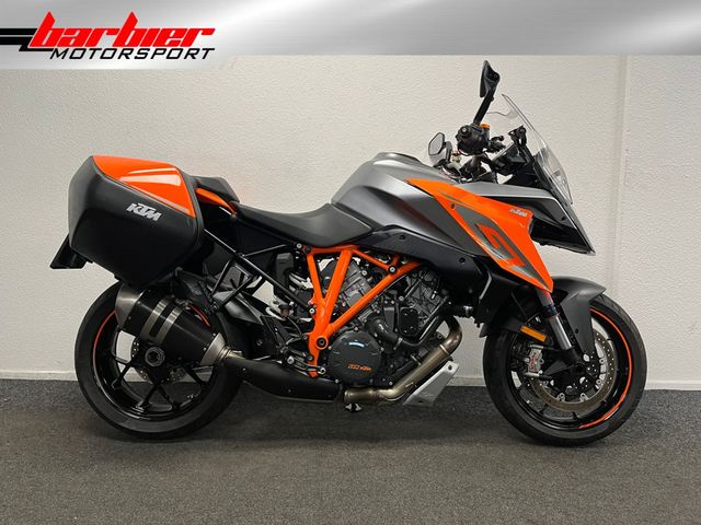 ktm - 1290-super-duke-gt