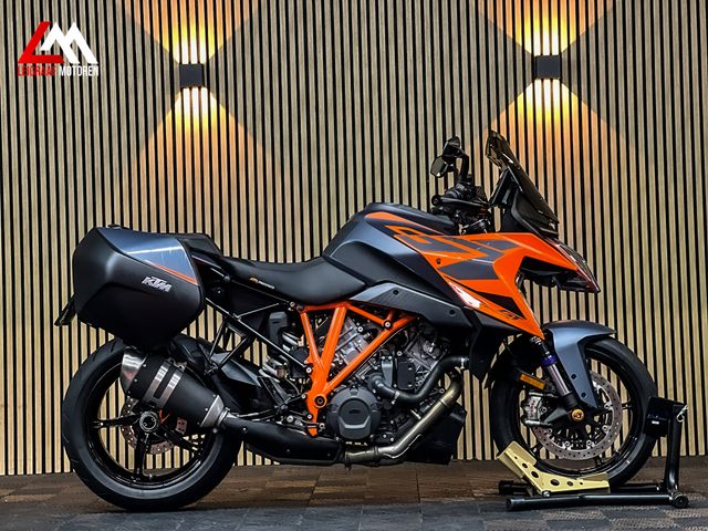 ktm - 1290-super-duke-gt