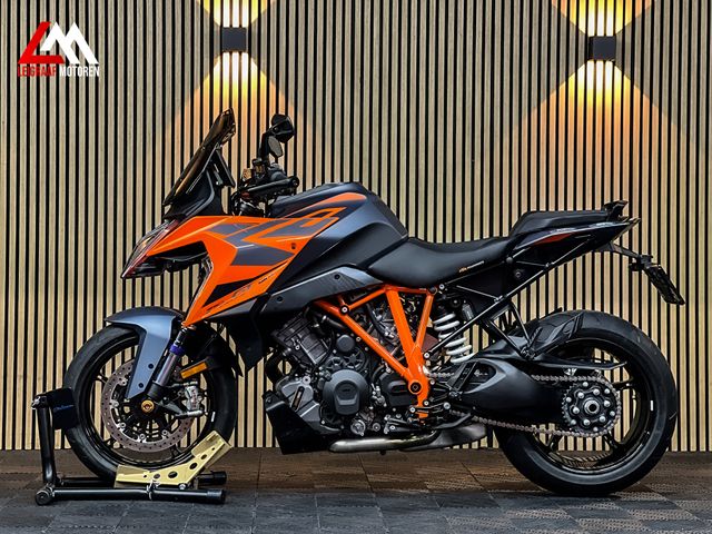 ktm - 1290-super-duke-gt