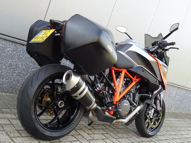ktm - 1290-super-duke-gt