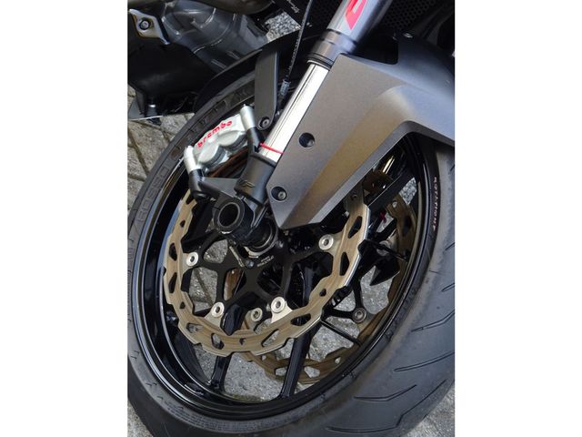 ktm - 1290-super-duke-gt