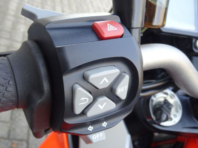 ktm - 1290-super-duke-gt