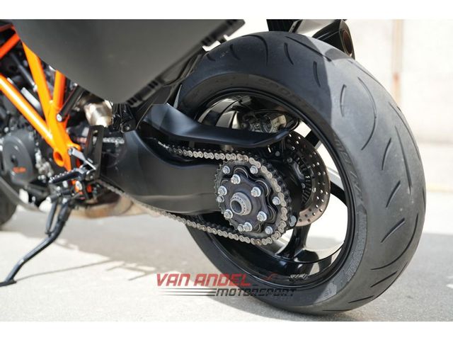 ktm - 1290-super-duke-gt
