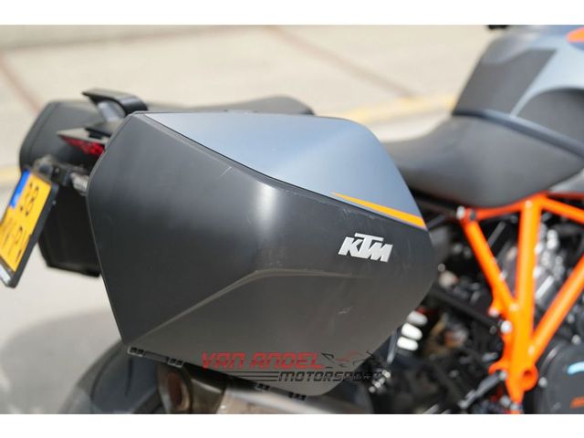 ktm - 1290-super-duke-gt