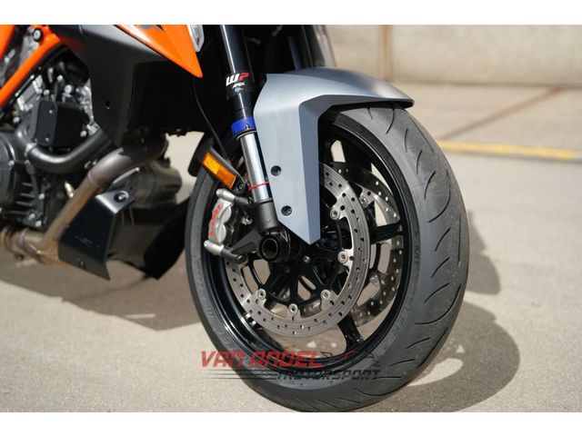 ktm - 1290-super-duke-gt