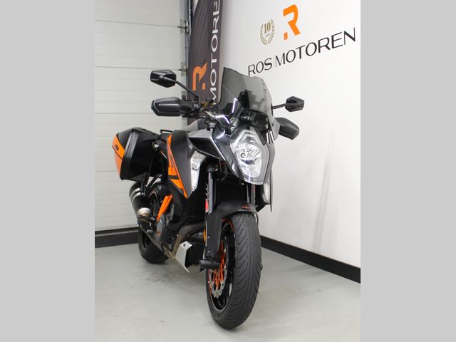 ktm - 1290-super-duke-gt