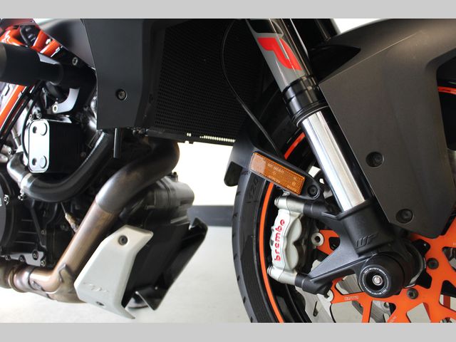 ktm - 1290-super-duke-gt