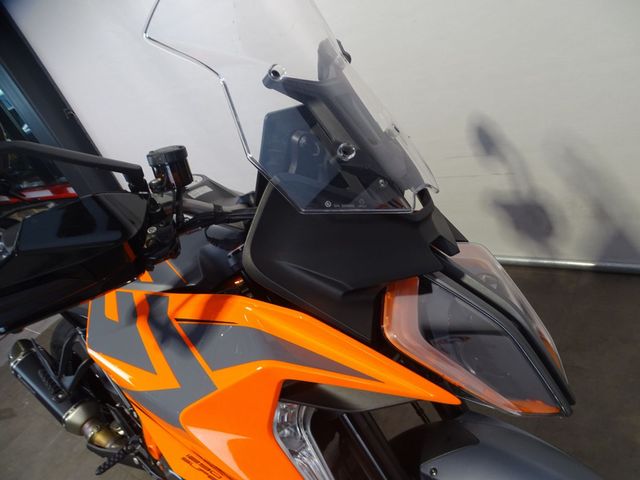 ktm - 1290-super-duke-gt