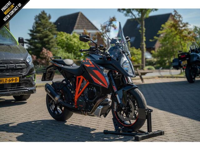 ktm - 1290-super-duke-gt