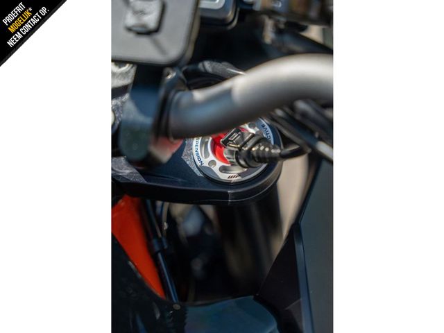 ktm - 1290-super-duke-gt