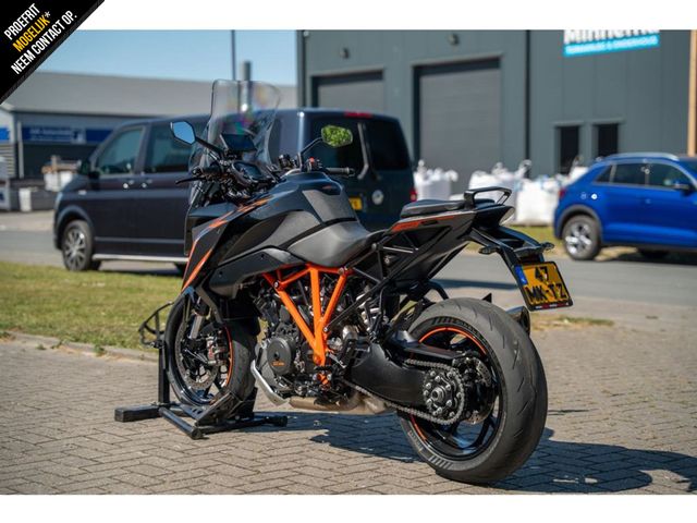 ktm - 1290-super-duke-gt