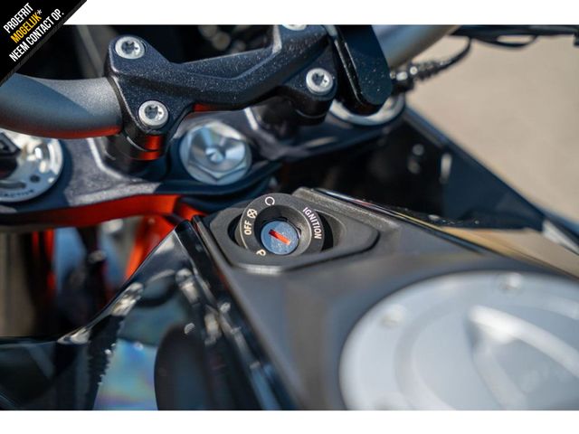 ktm - 1290-super-duke-gt