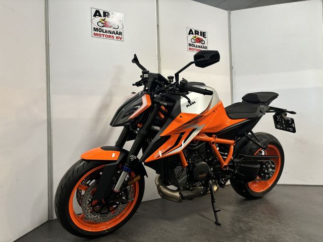 ktm - 1290-super-duke-r