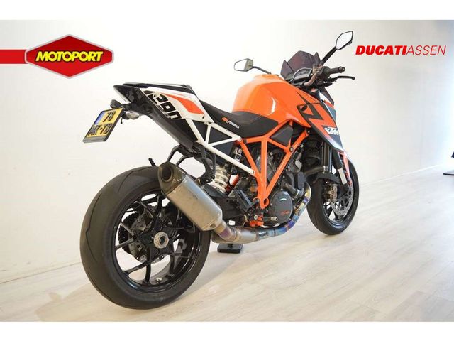 ktm - 1290-super-duke-r