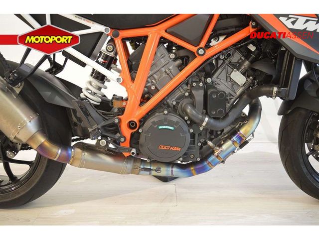 ktm - 1290-super-duke-r