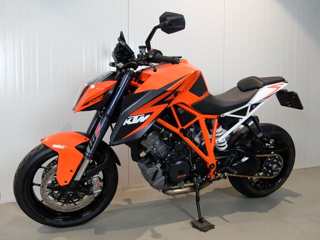 ktm - 1290-super-duke-r