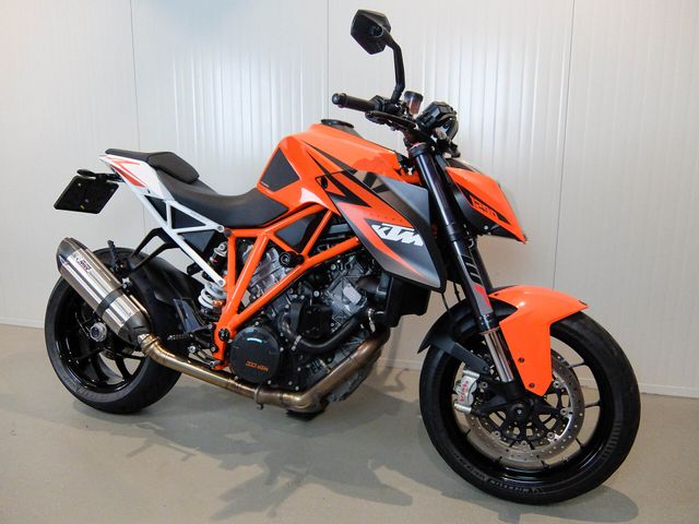 ktm - 1290-super-duke-r