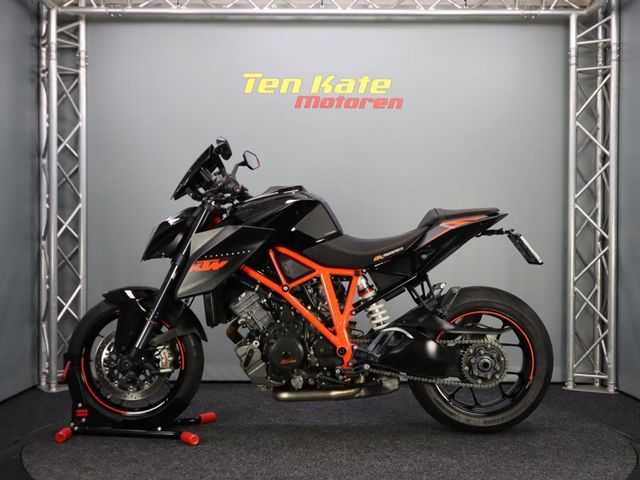 ktm - 1290-super-duke-r