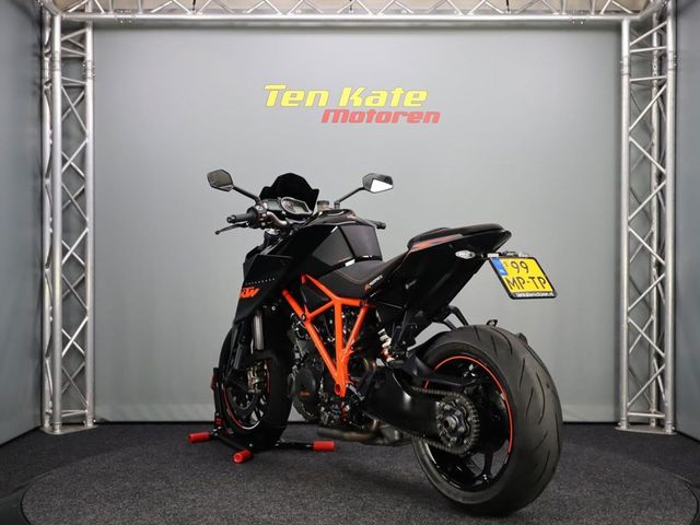 ktm - 1290-super-duke-r