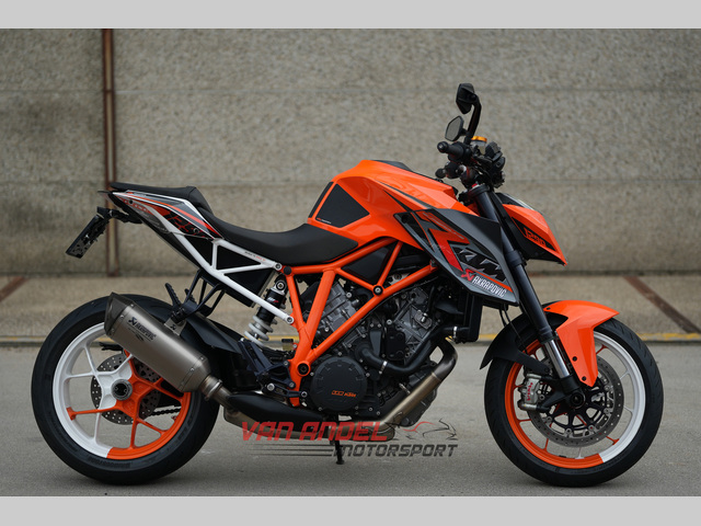 ktm - 1290-super-duke-r