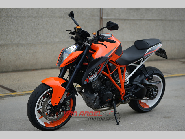 ktm - 1290-super-duke-r