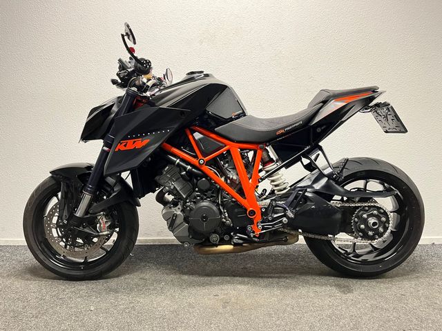 ktm - 1290-super-duke-r