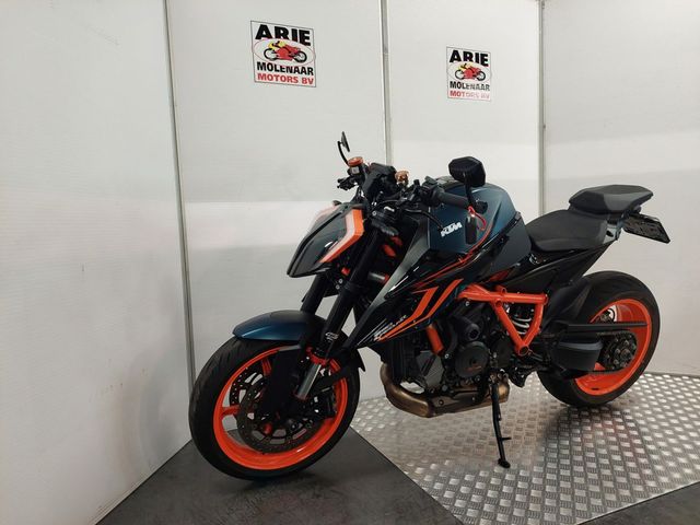 ktm - 1290-super-duke-r