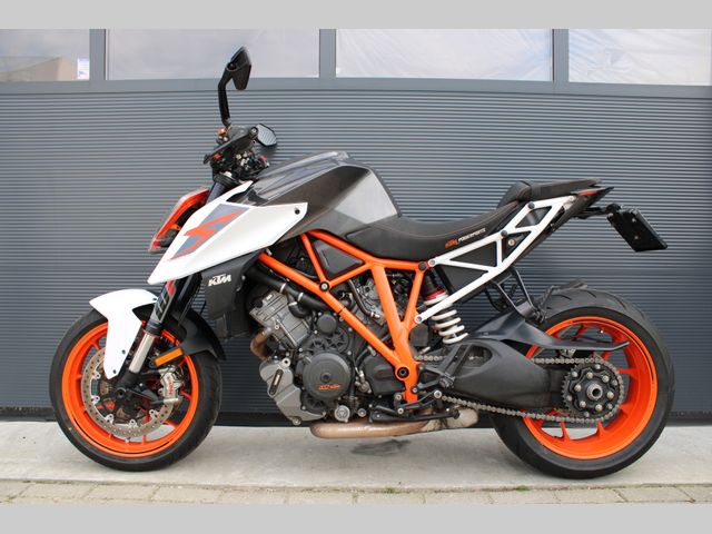 ktm - 1290-super-duke-r