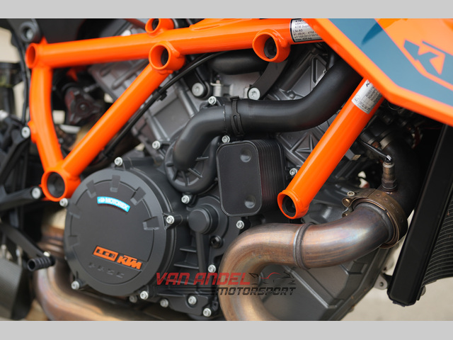 ktm - 1290-super-duke-r