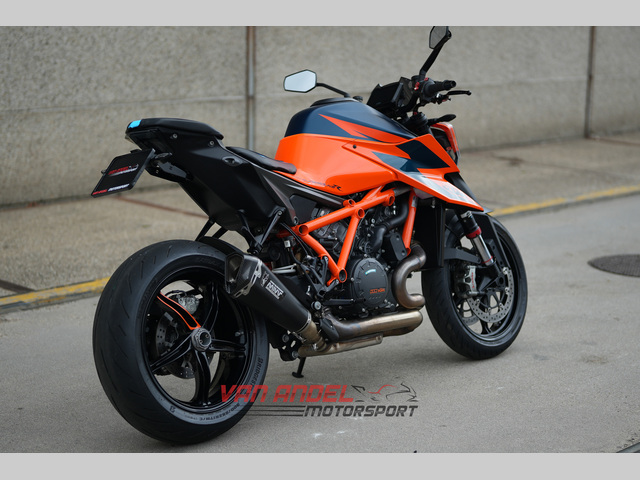 ktm - 1290-super-duke-r