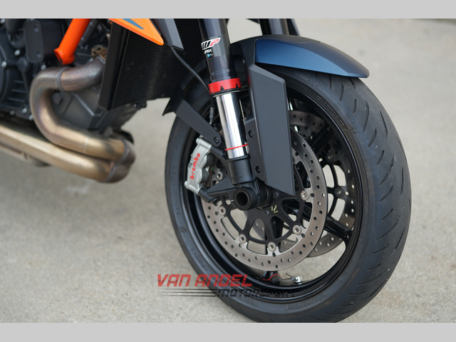 ktm - 1290-super-duke-r