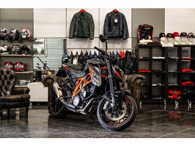 ktm - 1290-super-duke-r