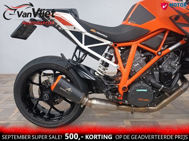 ktm - 1290-super-duke-r